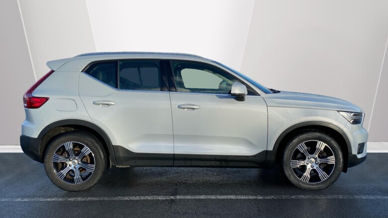 Volvo Xc40 2.0 B4P Inscription 5dr Auto Petrol Estate